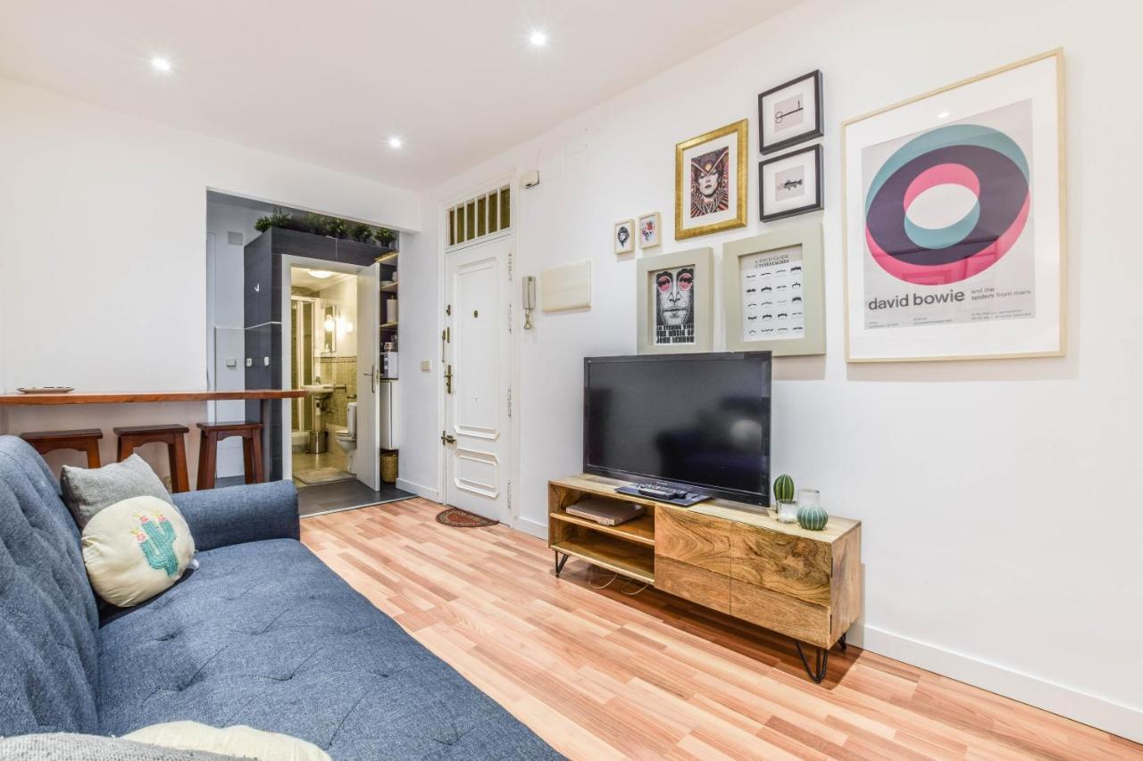 Apartamento Plaza De Lavpies Apartment Madrid Bagian luar foto