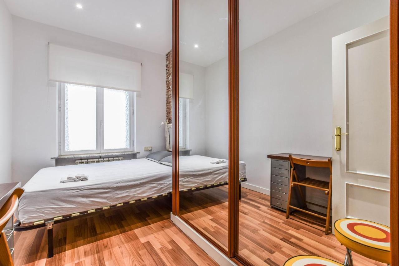 Apartamento Plaza De Lavpies Apartment Madrid Bagian luar foto